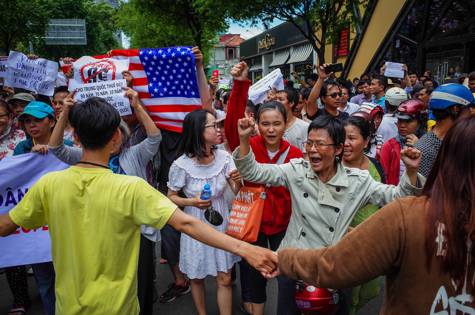 VIETNAM-POLITICS-LAND-RIGHTS-PROTEST